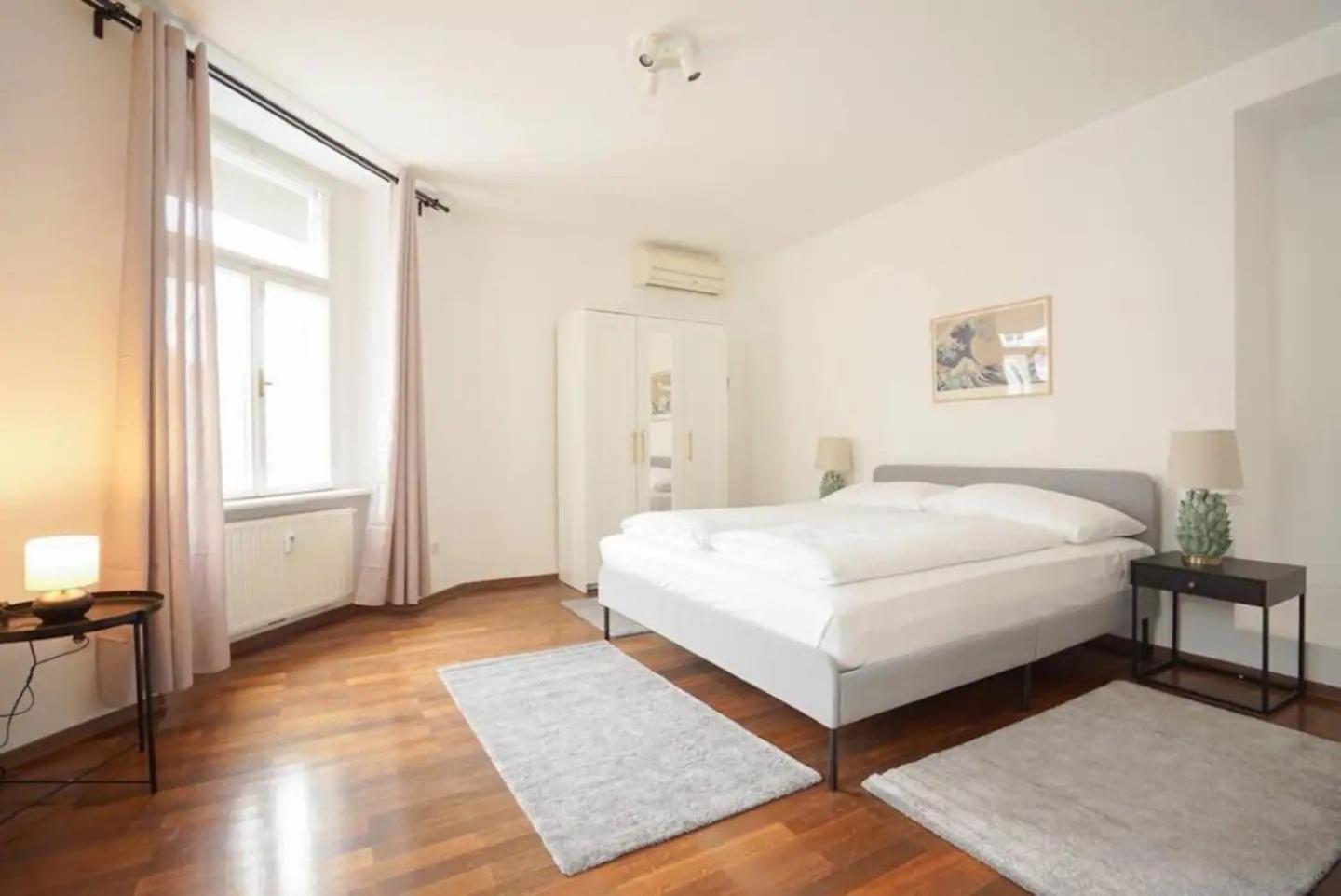 Apartamento Authentic Austrian Flat In The South Of Vienna Modling Exterior foto