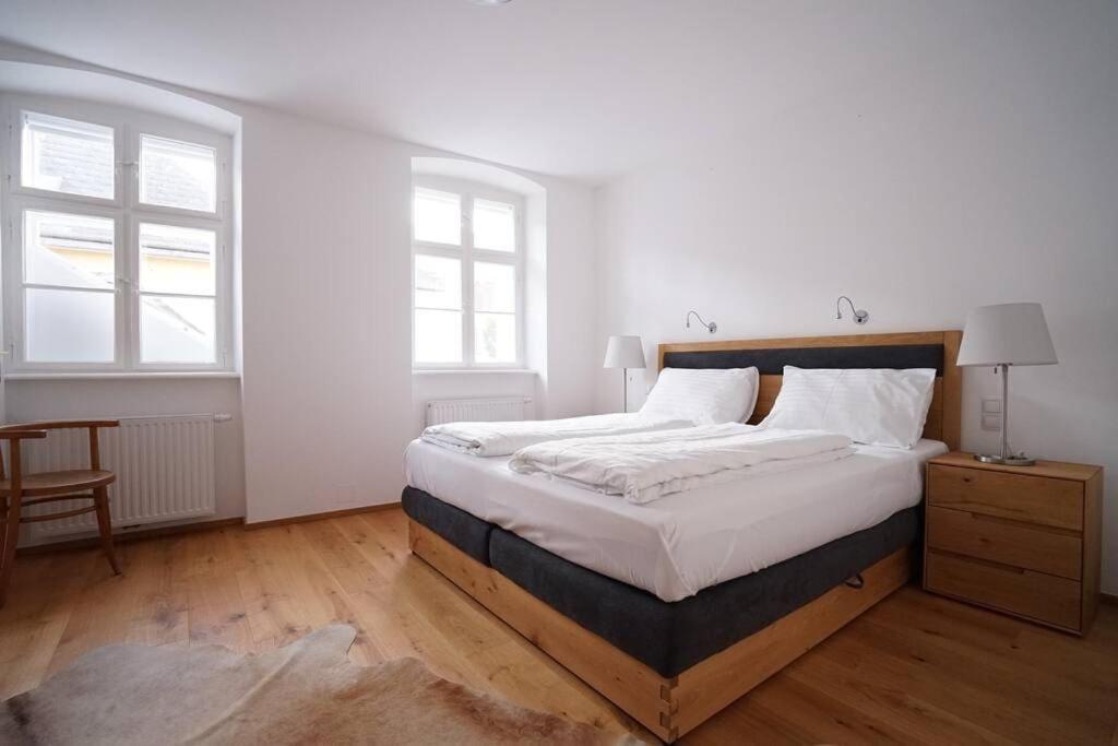 Apartamento Authentic Austrian Flat In The South Of Vienna Modling Exterior foto